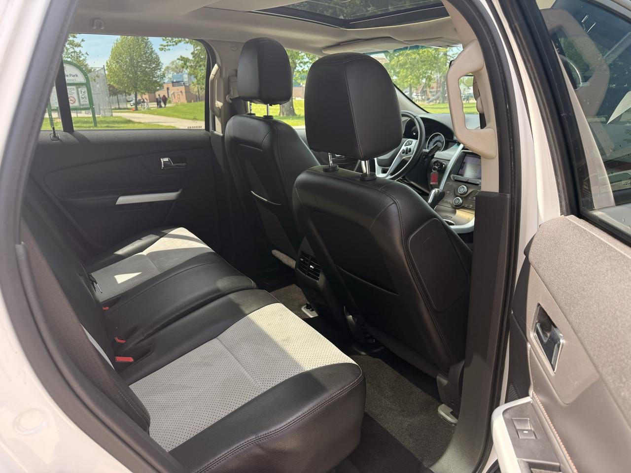 2013 Ford Edge 4DR SEL FWD Photo