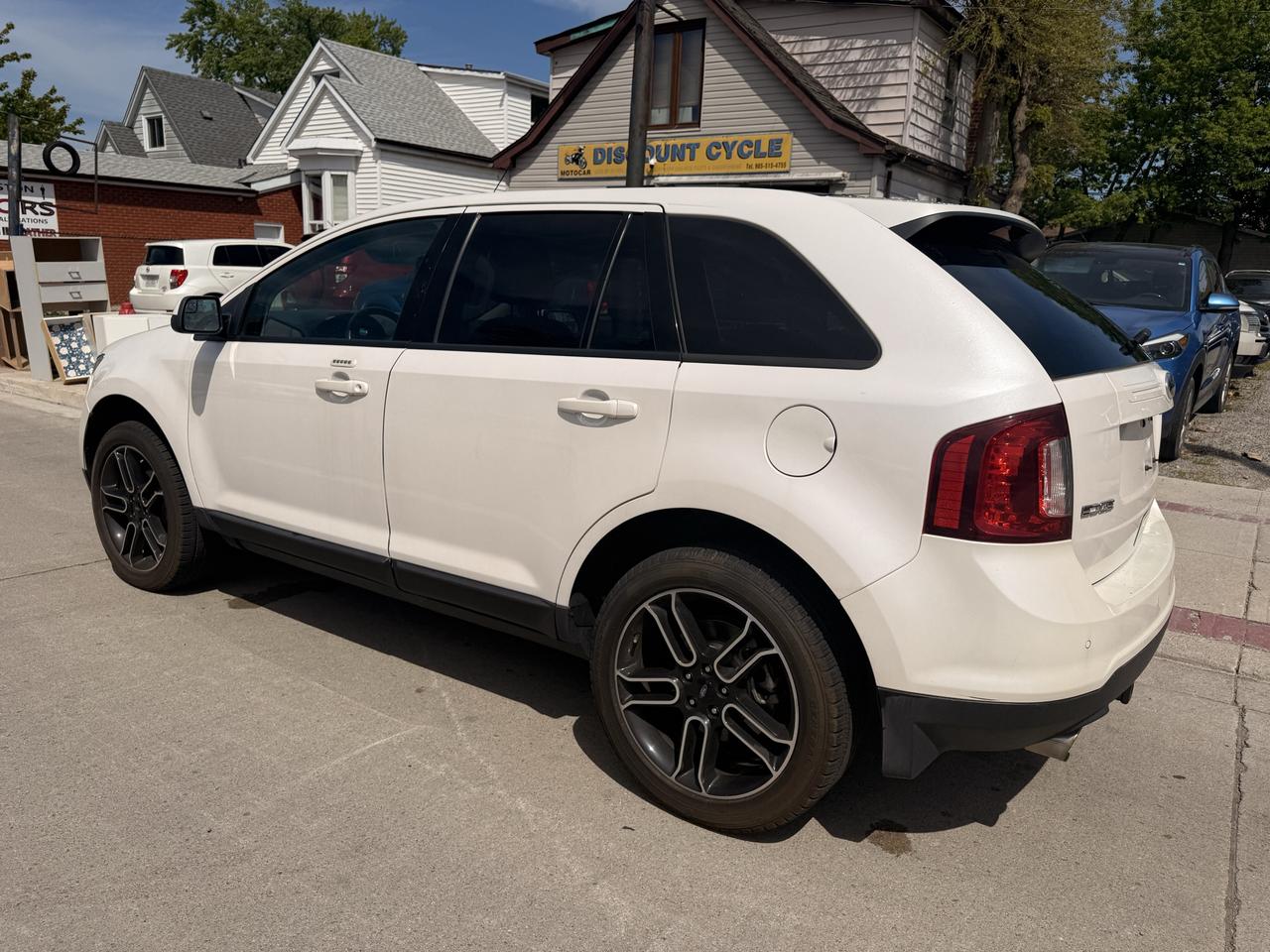 2013 Ford Edge 4DR SEL FWD Photo