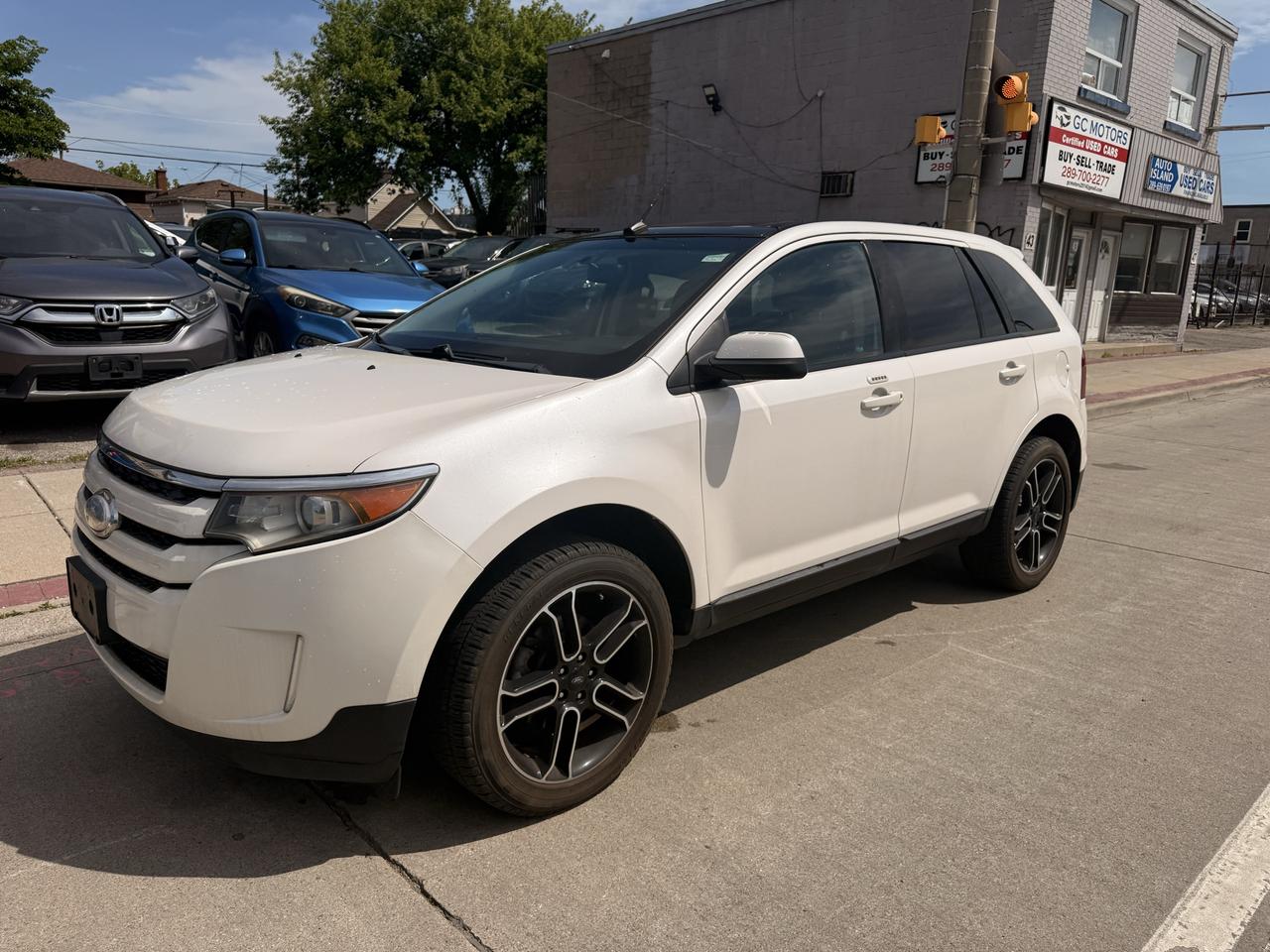 2013 Ford Edge 4DR SEL FWD Photo2