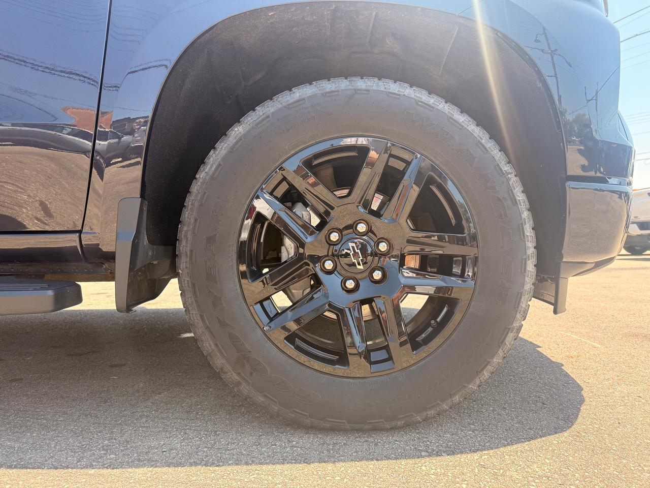2024 Chevrolet Silverado 1500 RST Photo