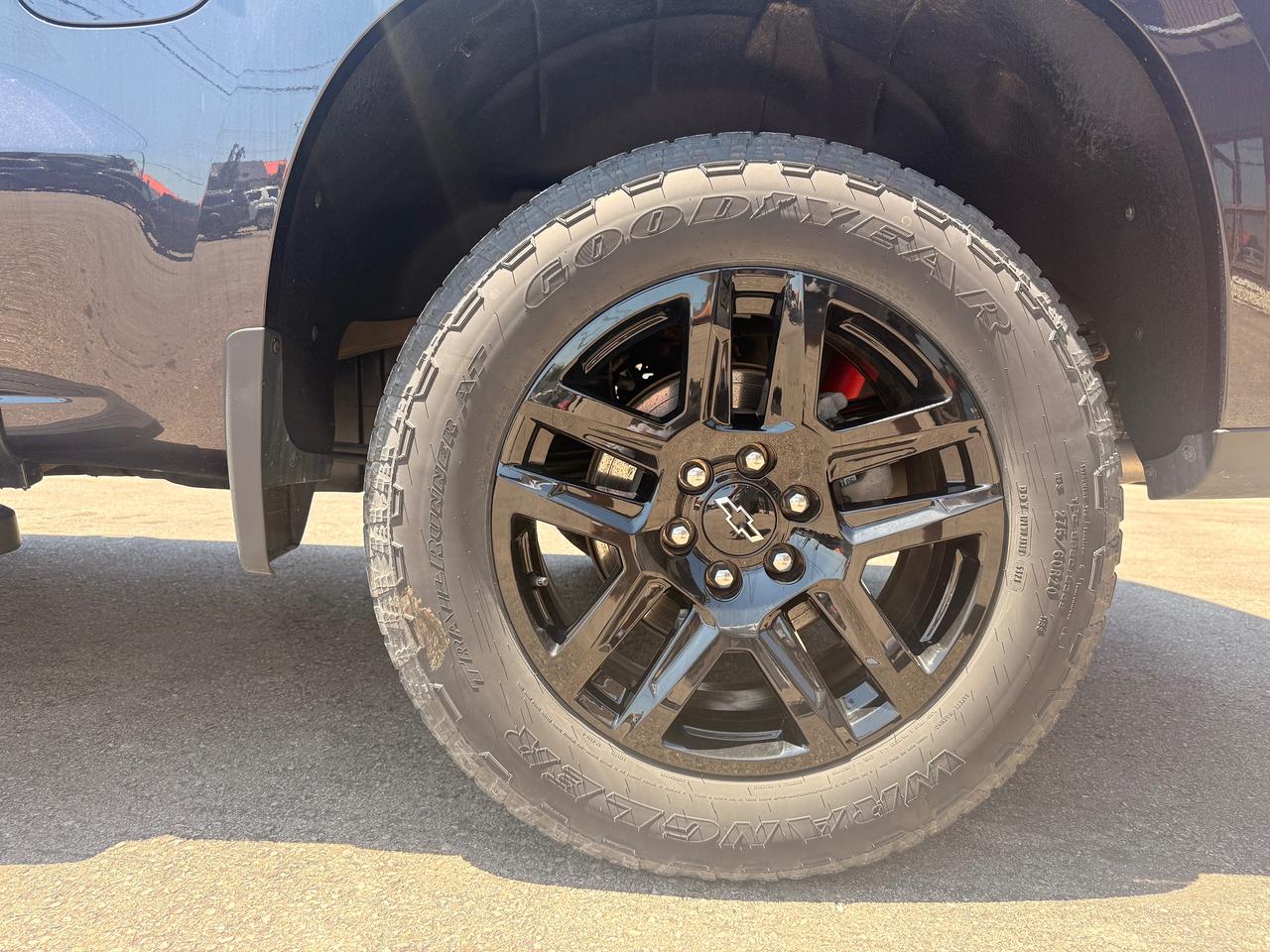2024 Chevrolet Silverado 1500 RST Photo