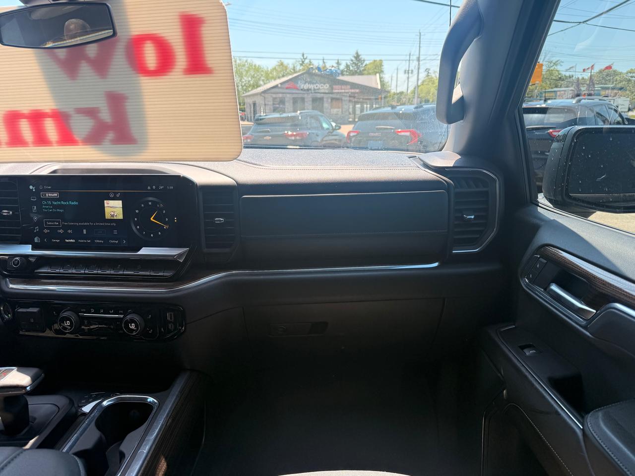 2024 Chevrolet Silverado 1500 RST Photo