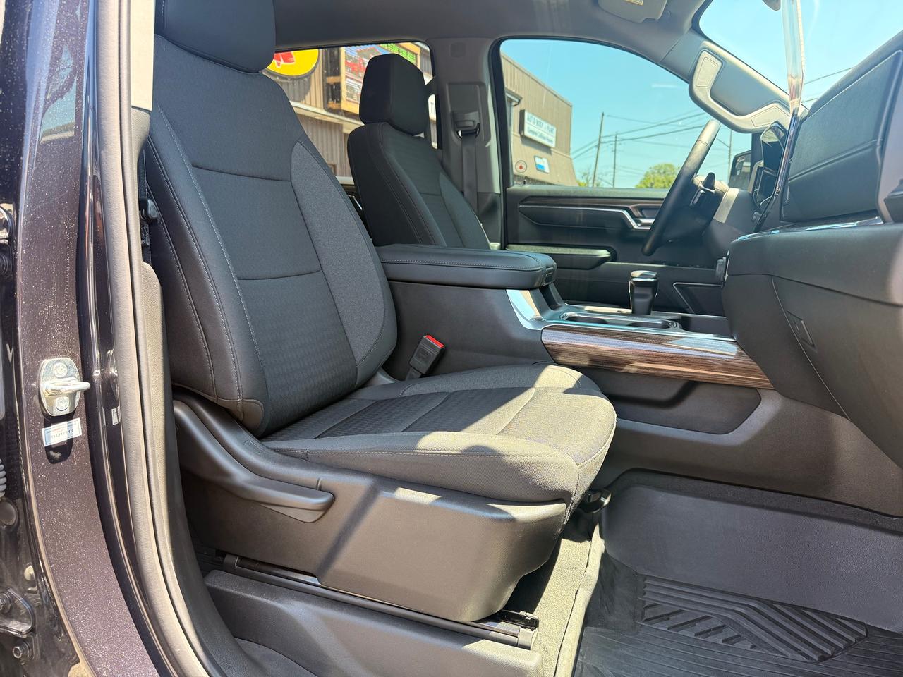 2024 Chevrolet Silverado 1500 RST Photo