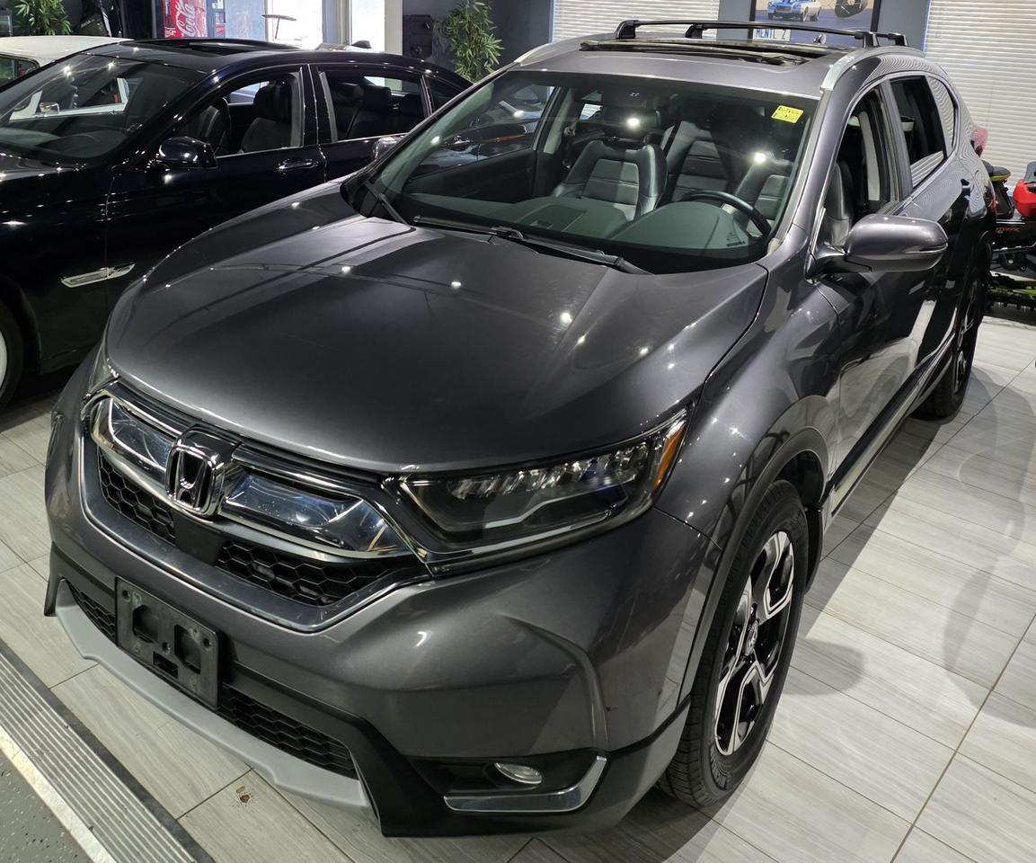 2017 Honda CR-V Touring Photo