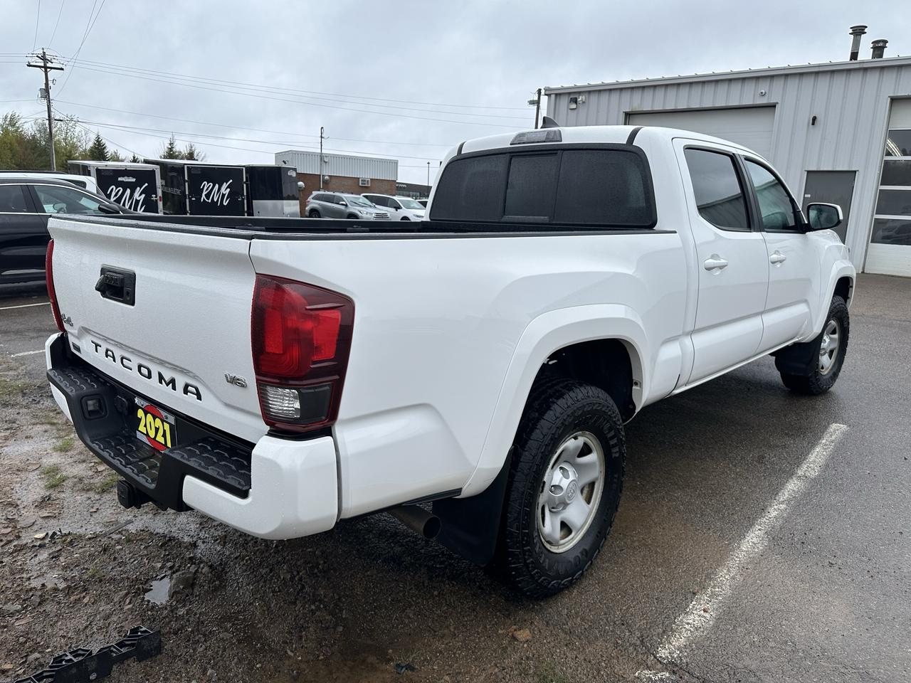 2021 Toyota Tacoma SR Photo4