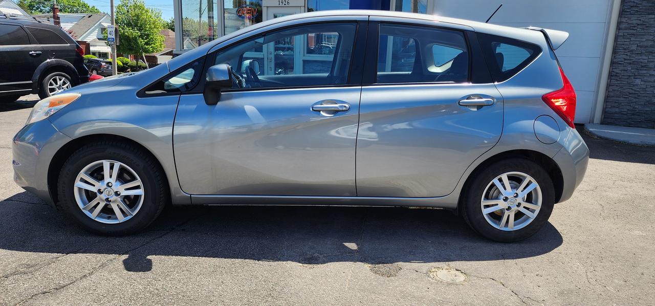 2014 Nissan Versa Note SV Photo