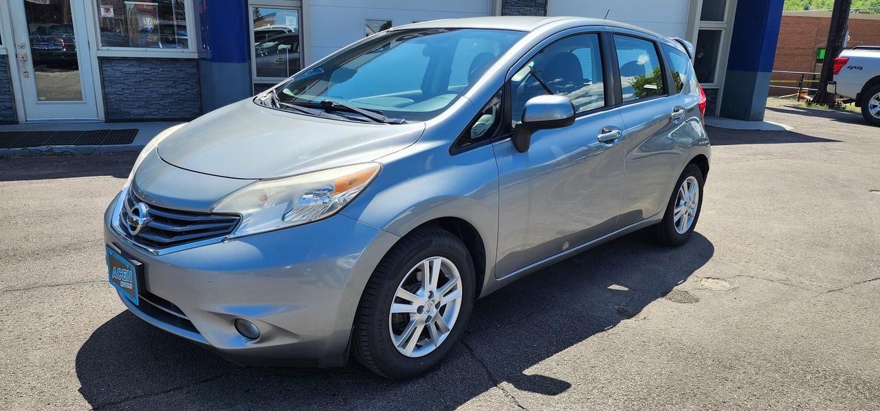 2014 Nissan Versa Note SV Photo