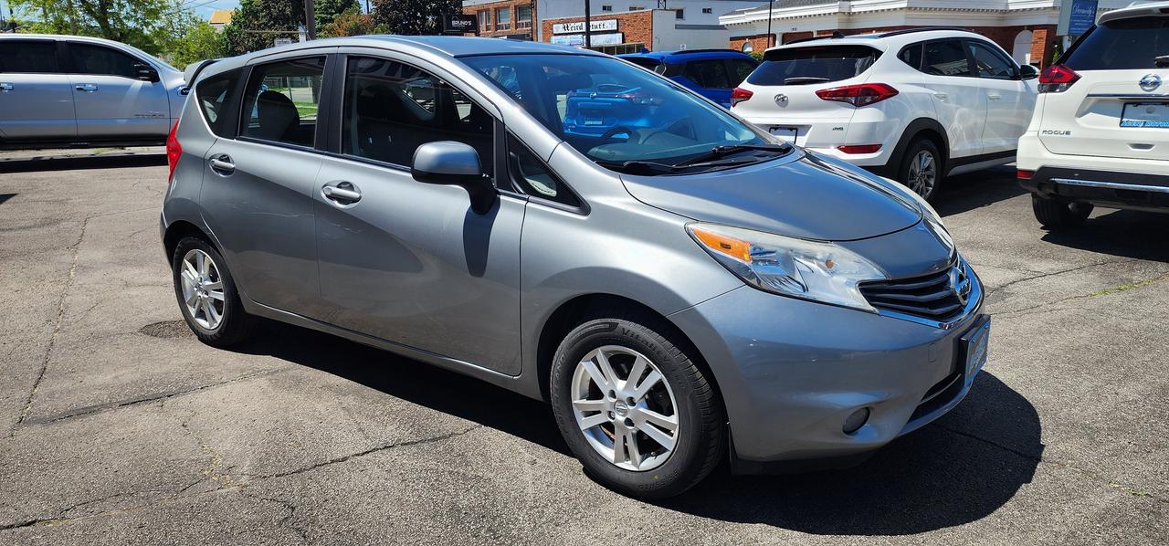 2014 Nissan Versa Note SV Photo