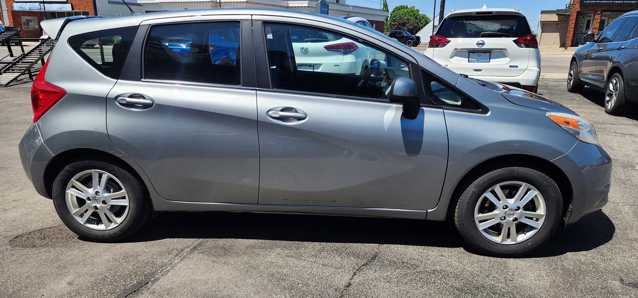 2014 Nissan Versa Note SV Photo