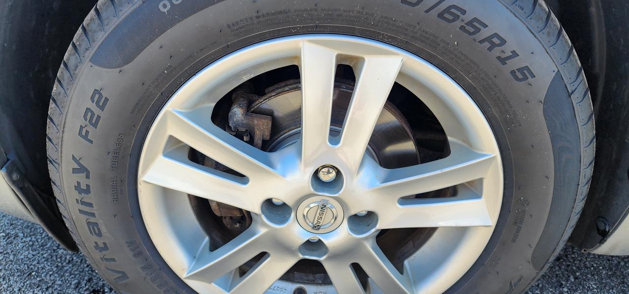 2014 Nissan Versa Note SV Photo