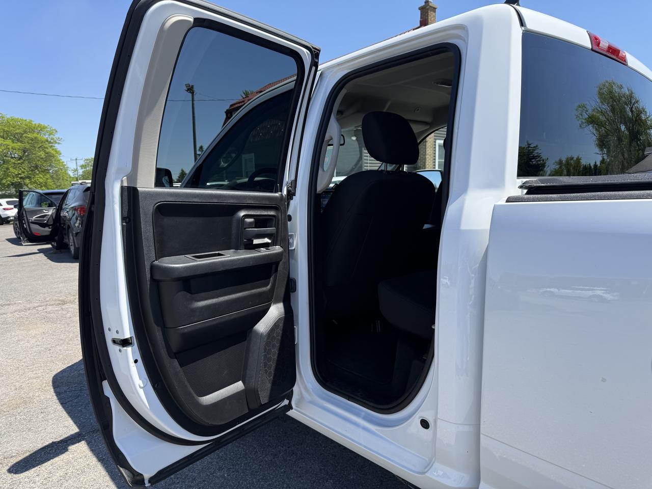 2019 RAM 1500 Classic EXPRESS Photo