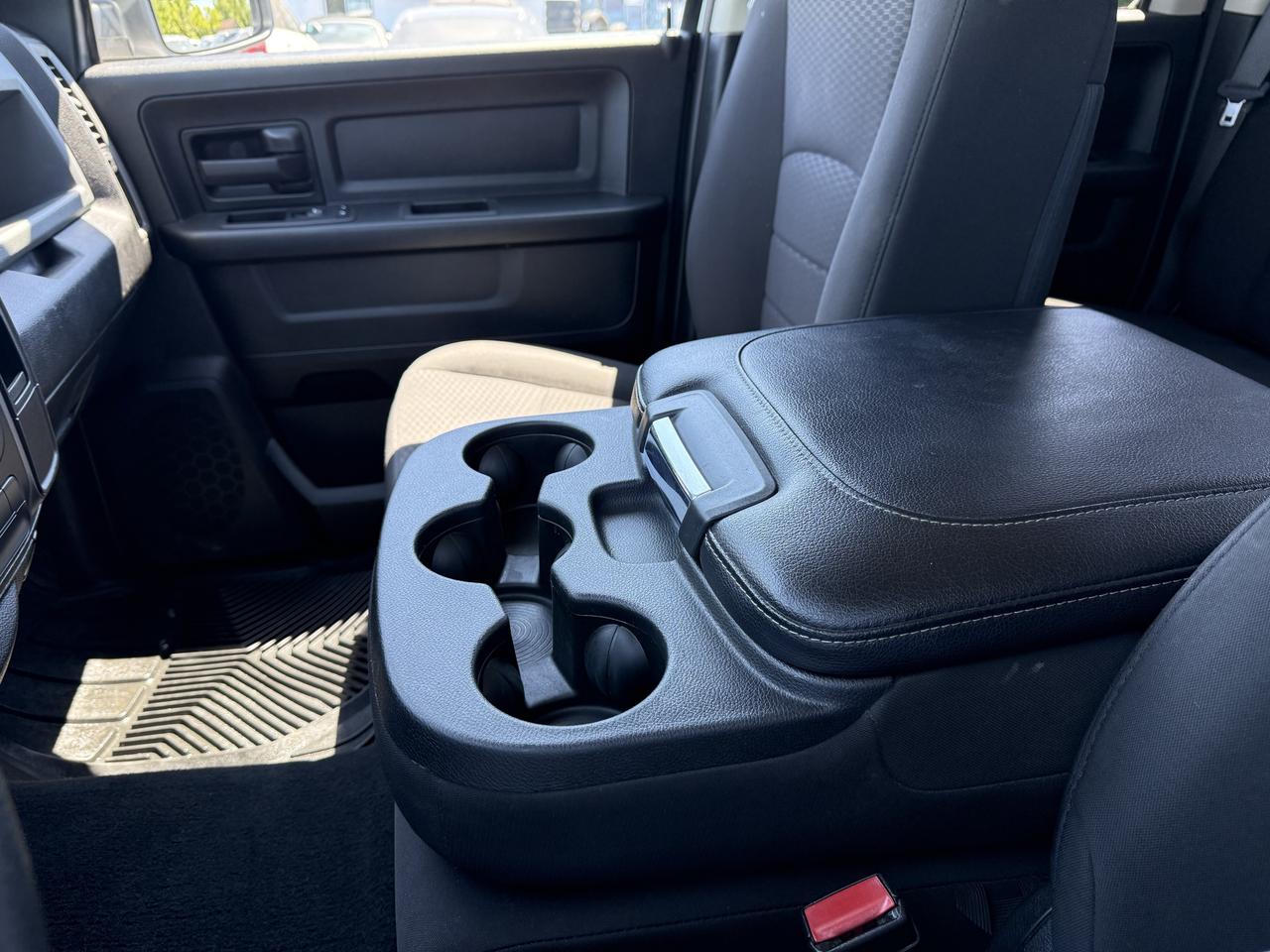 2019 RAM 1500 Classic EXPRESS Photo