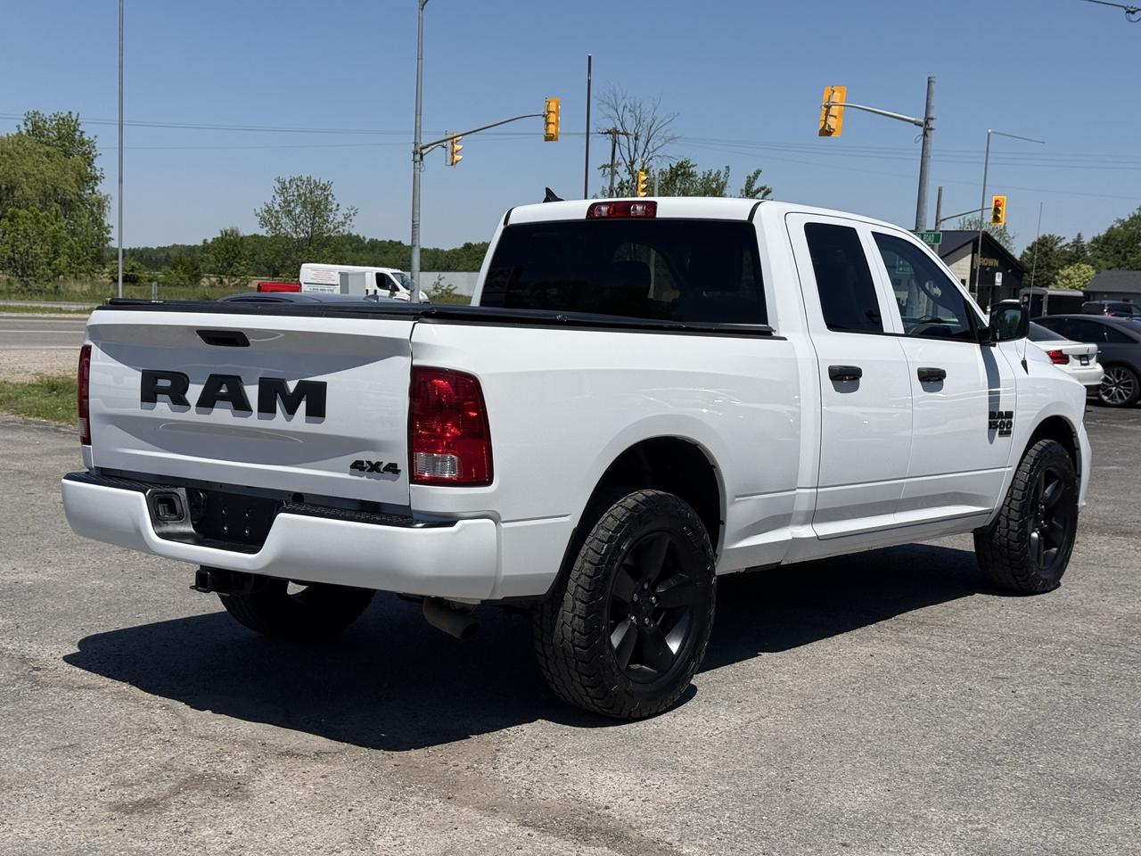 2019 RAM 1500 Classic EXPRESS Photo