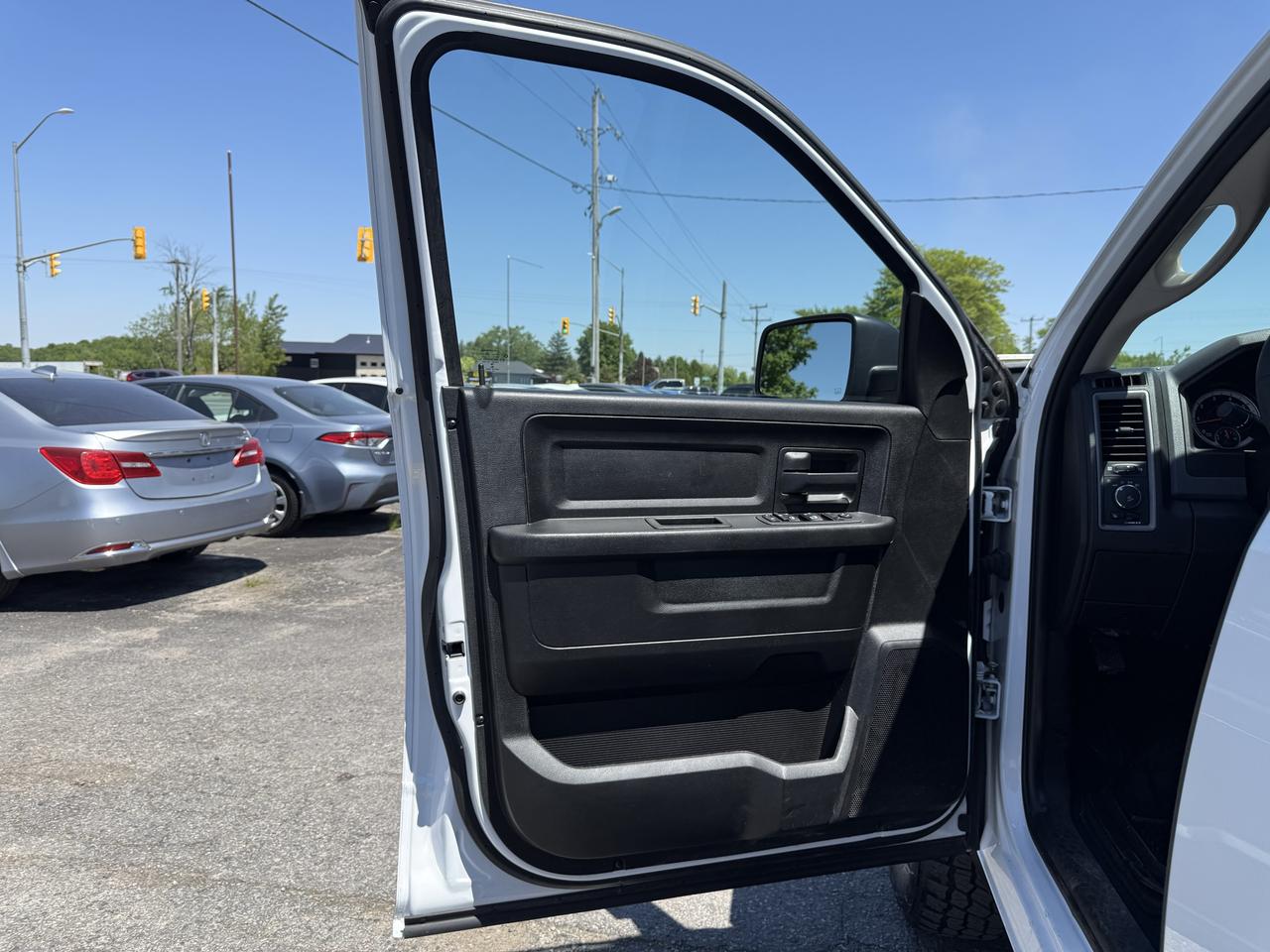 2019 RAM 1500 Classic EXPRESS Photo