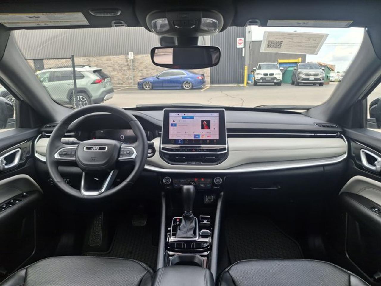 2024 Jeep Compass Limited 4x4 | Leather | Heated Seats + Steering | Cooled Seats | Adaptive Cruise | and More ! Photo