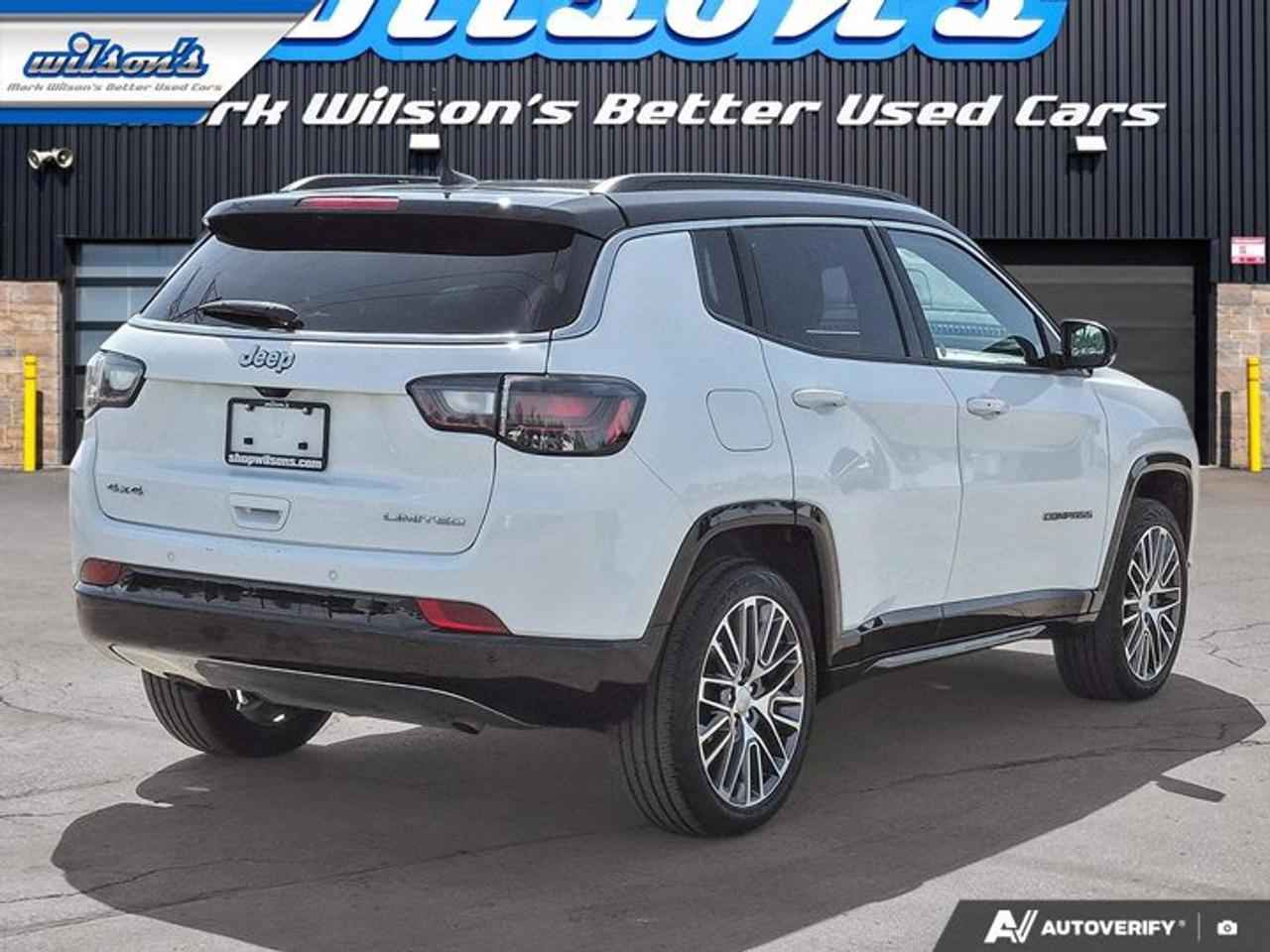 2024 Jeep Compass Limited 4x4 | Leather | Heated Seats + Steering | Ventilated Seats | Remote Start | and More ! Photo