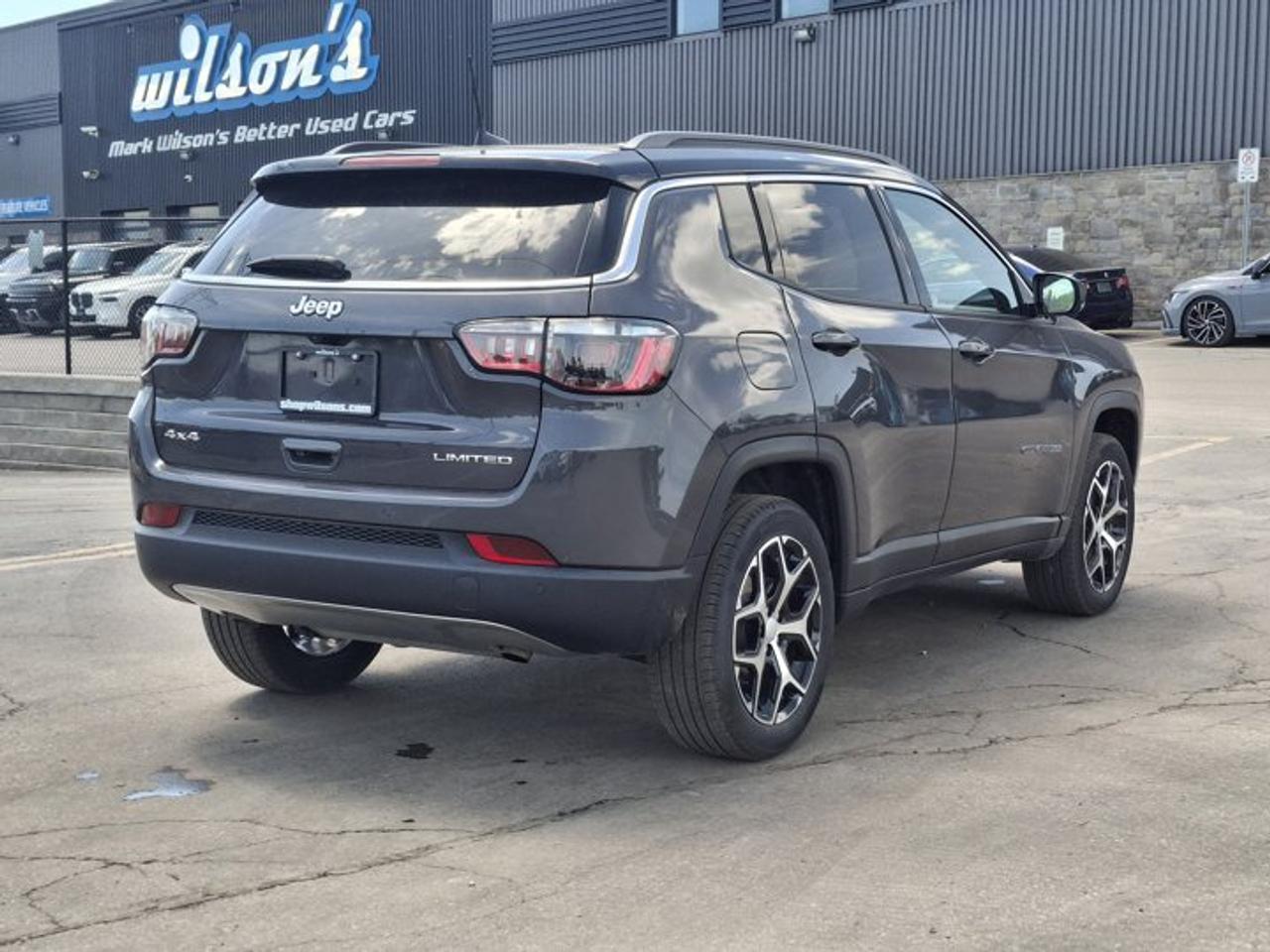 2024 Jeep Compass Limited 4x4 | Leather | Heated Seats + Steering | Remote Start | BSM | and More ! Photo