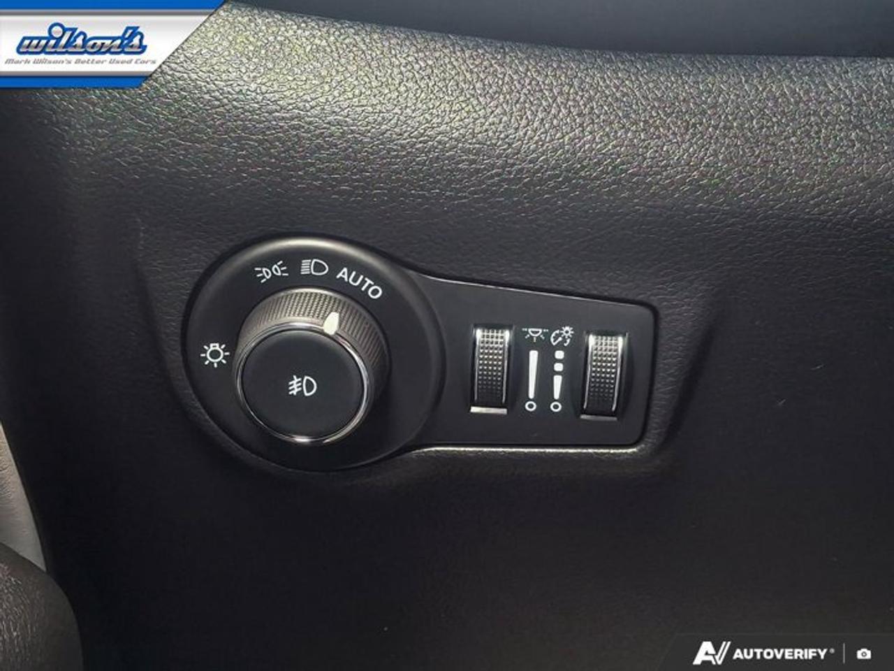 2024 Jeep Compass Limited 4x4 | Leather | Heated Seats + Steering | Remote Start | BSM | and More ! Photo
