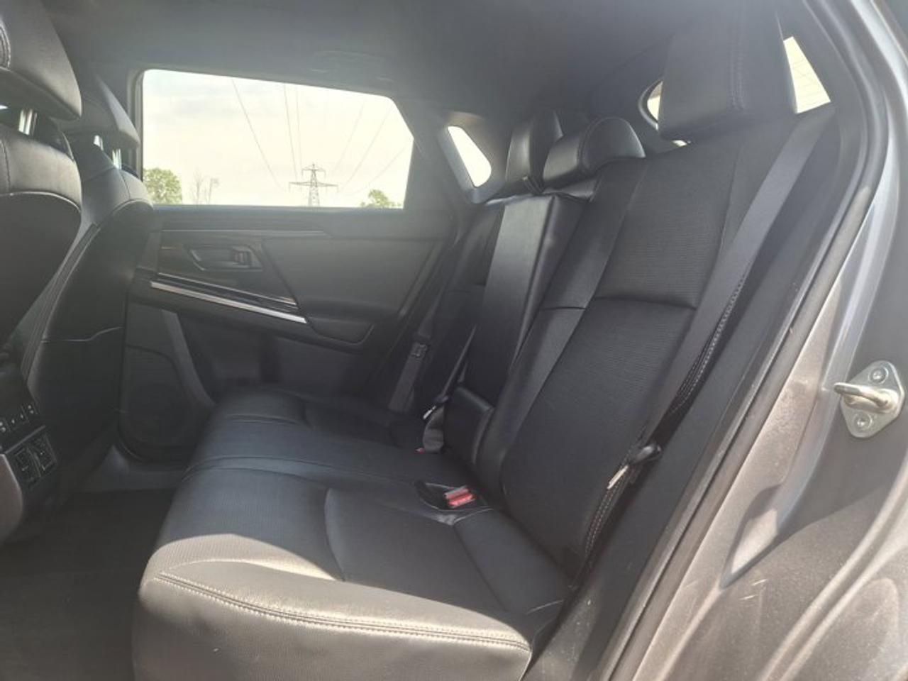 2023 Subaru Solterra Leather | Sunroof | w/Technology Package | 360 Camera | Adaptive Cruise | and More ! Photo