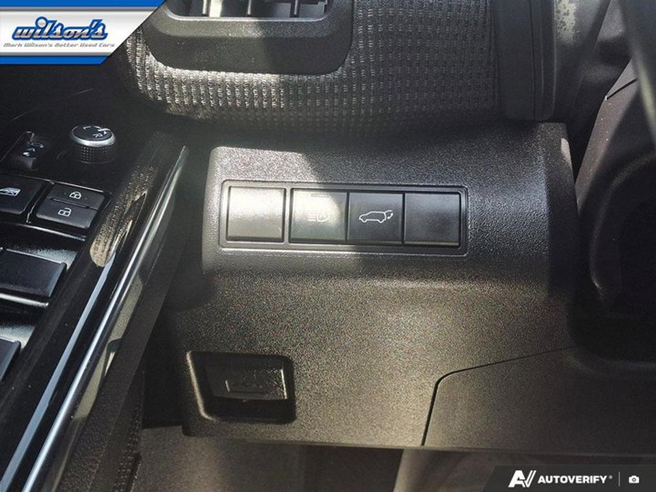 2023 Subaru Solterra Leather | Sunroof | w/Technology Package | 360 Camera | Adaptive Cruise | and More ! Photo