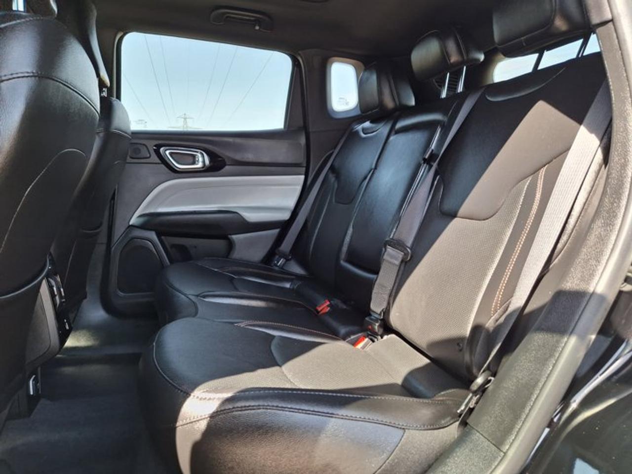 2024 Jeep Compass Limited 4x4 | Leather | Sunroof | Heated Seats + Steering | Cooled Seats | Adaptive Cruise and More! Photo