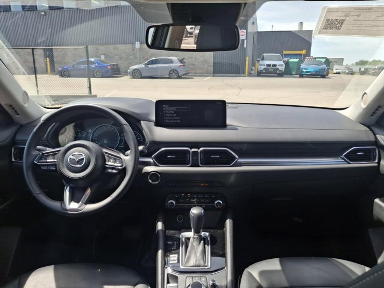 2025 Mazda CX-5 GS AWD | Leather | Heated Steering + Seats | Adaptive Cruise | Power Liftgate | CarPlay | and More ! Photo
