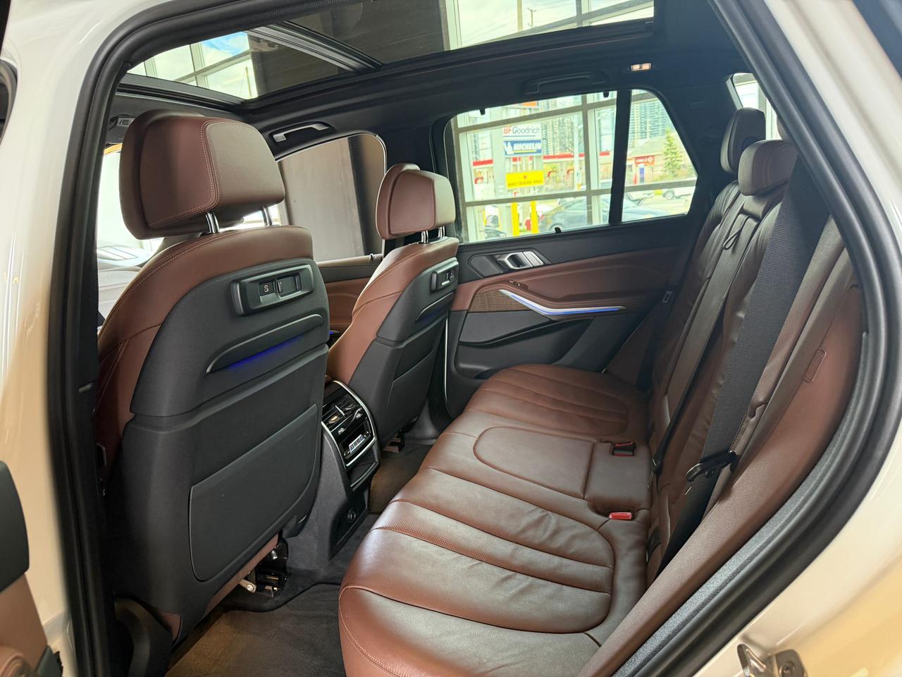2019 BMW X5 xDrive40i| CLEAN TITLE| PREMIUM PKG| AWD| Photo1