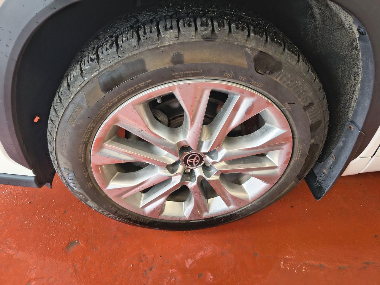 2021 Toyota Highlander LIMITED  Photo0
