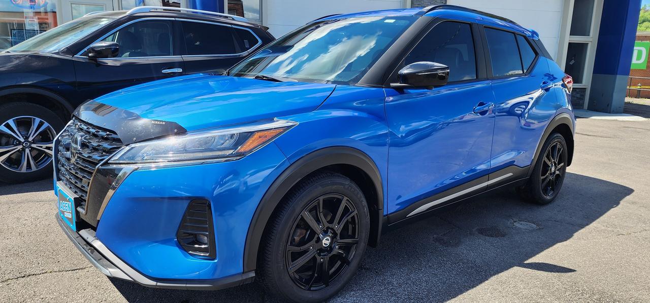 2021 Nissan Kicks SR Photo