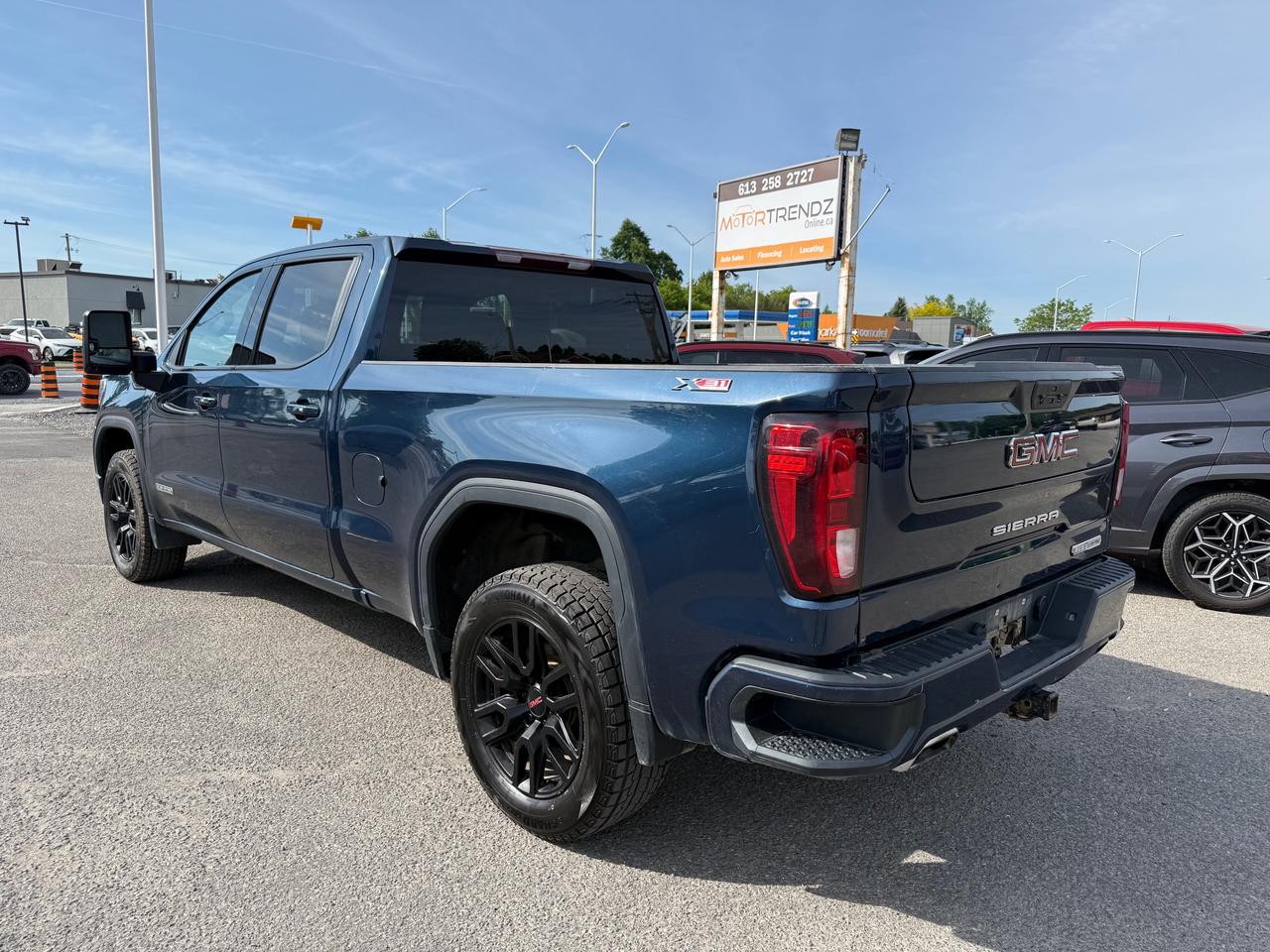 2022 GMC Sierra 1500 Limited Elevation Heated Steering and Seats! CarPlay! Photo