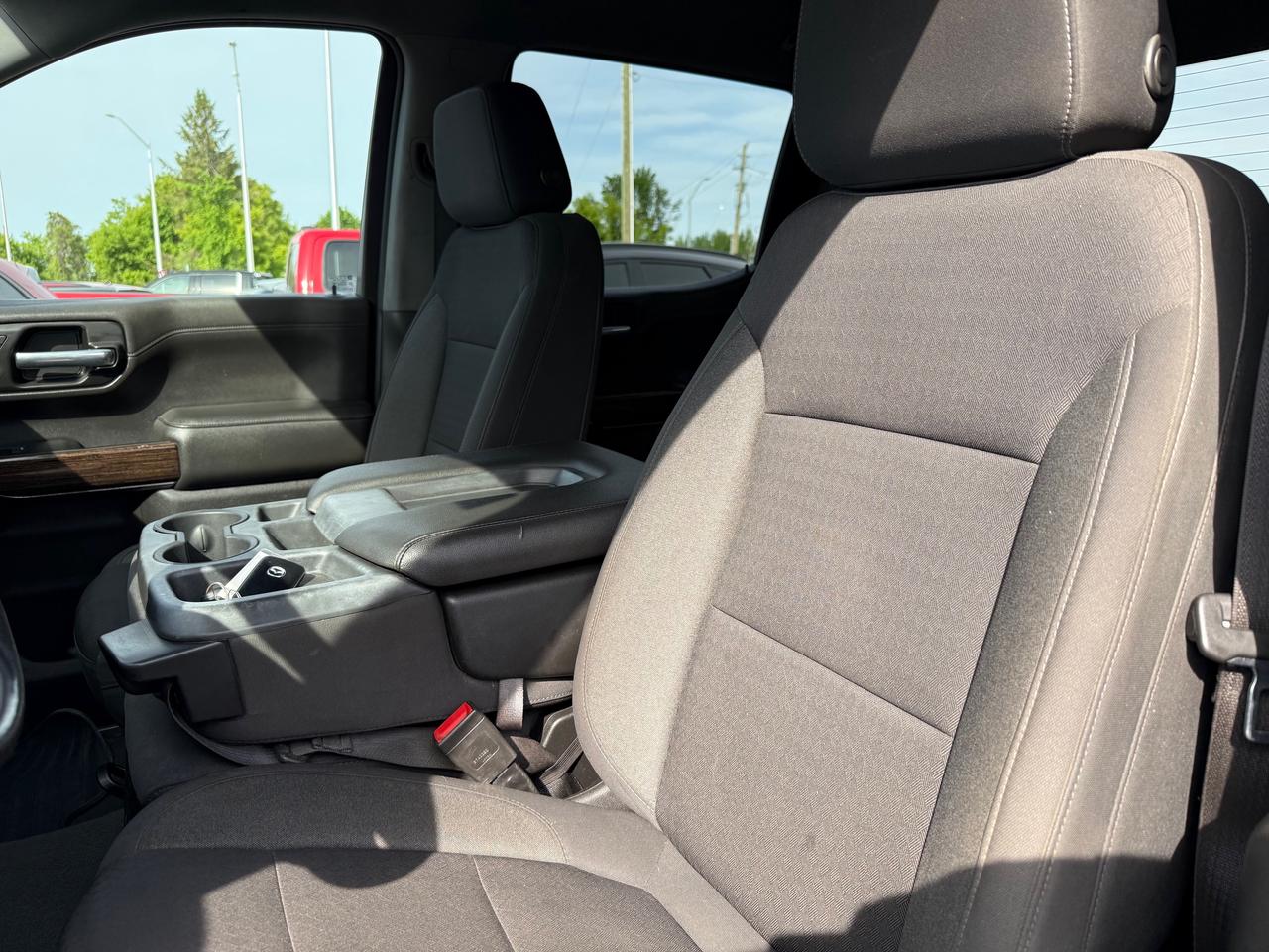 2022 GMC Sierra 1500 Limited Elevation Heated Steering and Seats! CarPlay! Photo