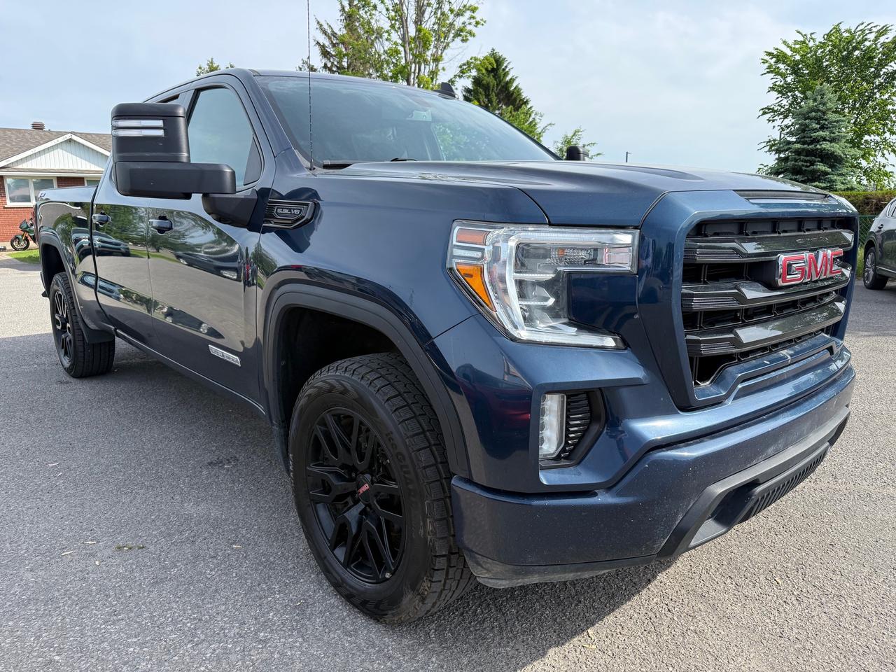 2022 GMC Sierra 1500 Limited Elevation Heated Steering and Seats! CarPlay! Photo