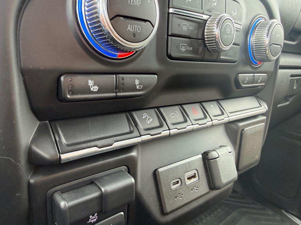 2022 GMC Sierra 1500 Limited Elevation Heated Steering and Seats! CarPlay! Photo