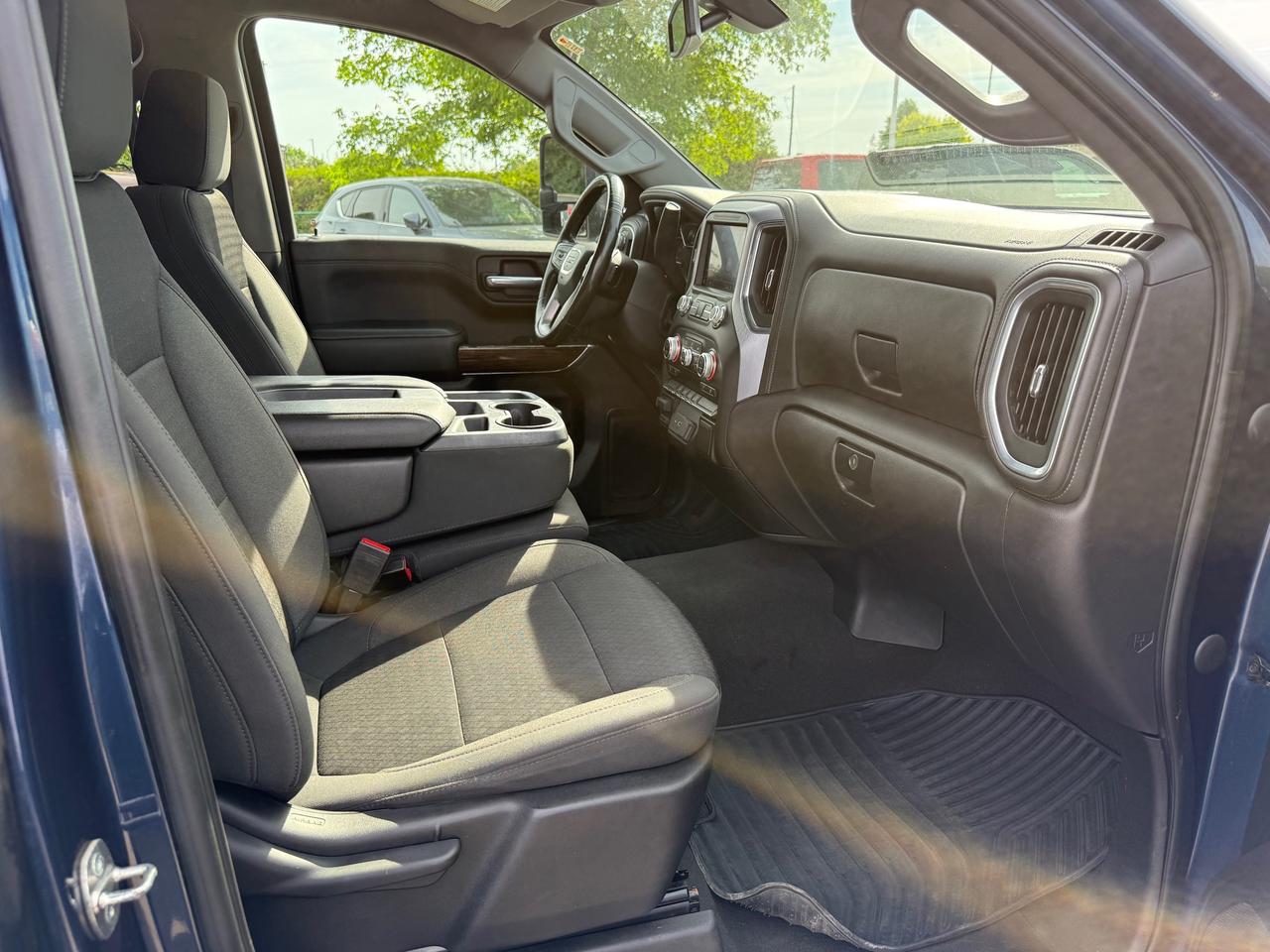 2022 GMC Sierra 1500 Limited Elevation Heated Steering and Seats! CarPlay! Photo