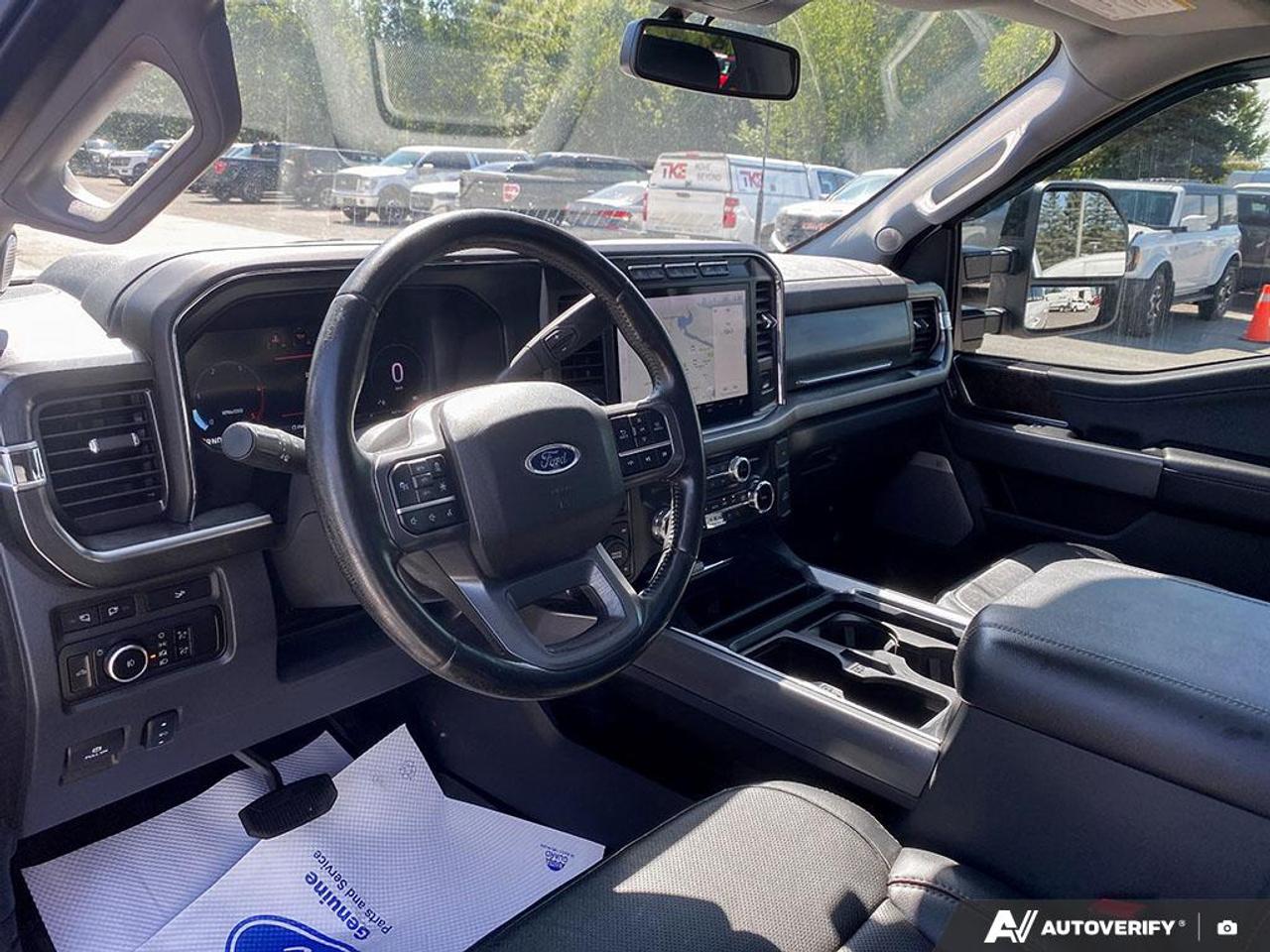 2024 Ford F-250 Lariat LARIAT ULTIMATE | BLACK APPEARANCE | 6.7 HO DIESEL Photo