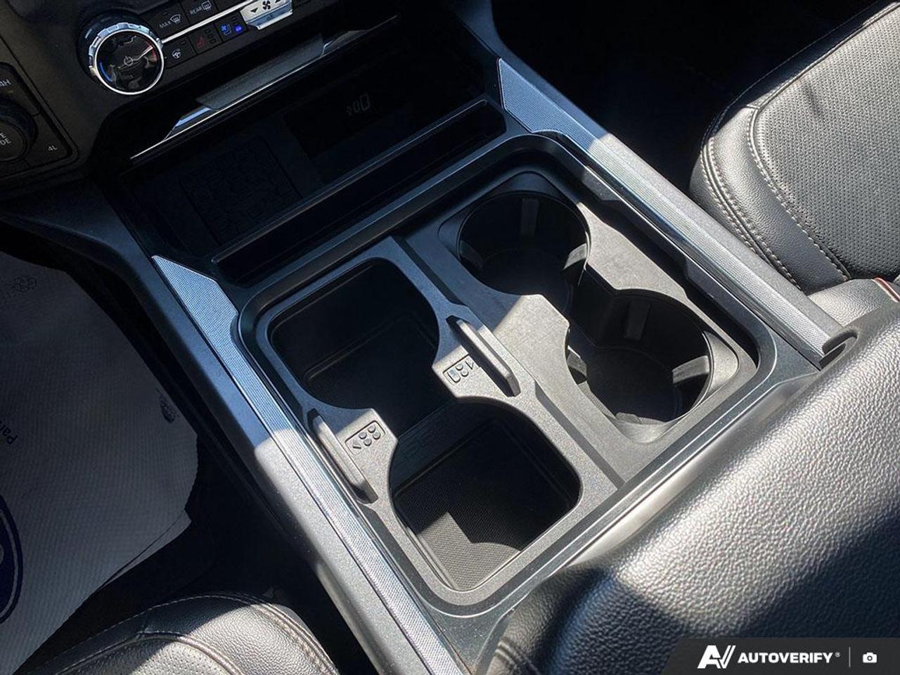 2024 Ford F-250 Lariat LARIAT ULTIMATE | BLACK APPEARANCE | 6.7 HO DIESEL Photo