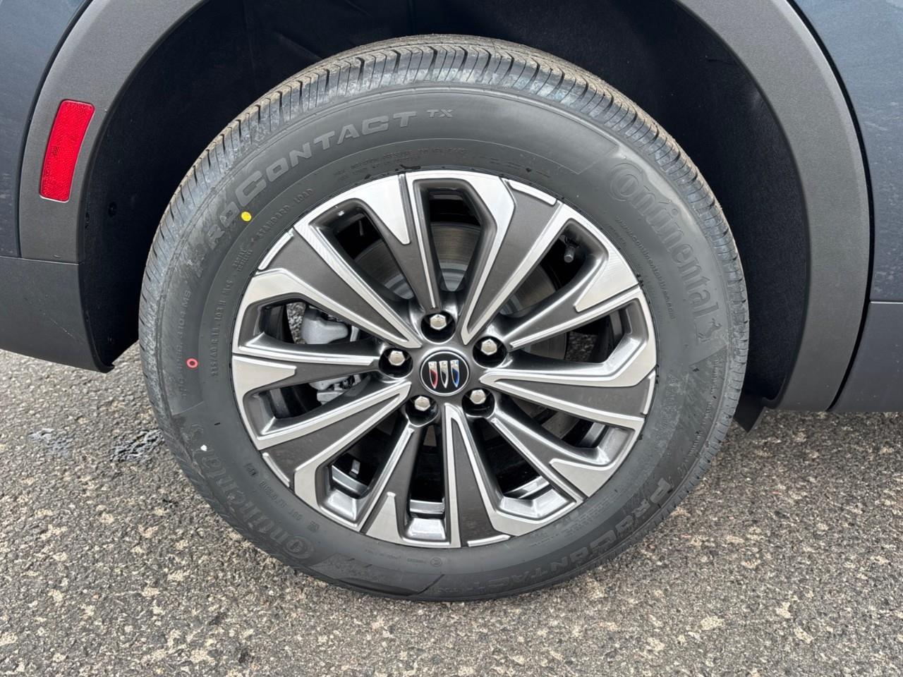 2026 Buick Envision Preferred New 2026 5 Passenger AWD SUV with Heated Front Seats, Heated Steering Wheel, Heads-Up Display, 30 Ultra-Wide Diagonal Screen, Adaptive Cruise Control, Wireless Phone Charging and Wireless Apple CarPla Photo