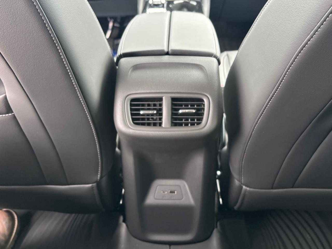 2026 Buick Envision Preferred New 2026 5 Passenger AWD SUV with Heated Front Seats, Heated Steering Wheel, Heads-Up Display, 30 Ultra-Wide Diagonal Screen, Adaptive Cruise Control, Wireless Phone Charging and Wireless Apple CarPla Photo