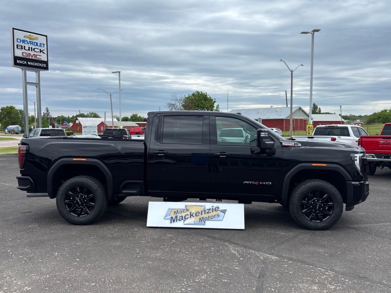 2026 GMC Sierra 2500 HD AT4 Photo