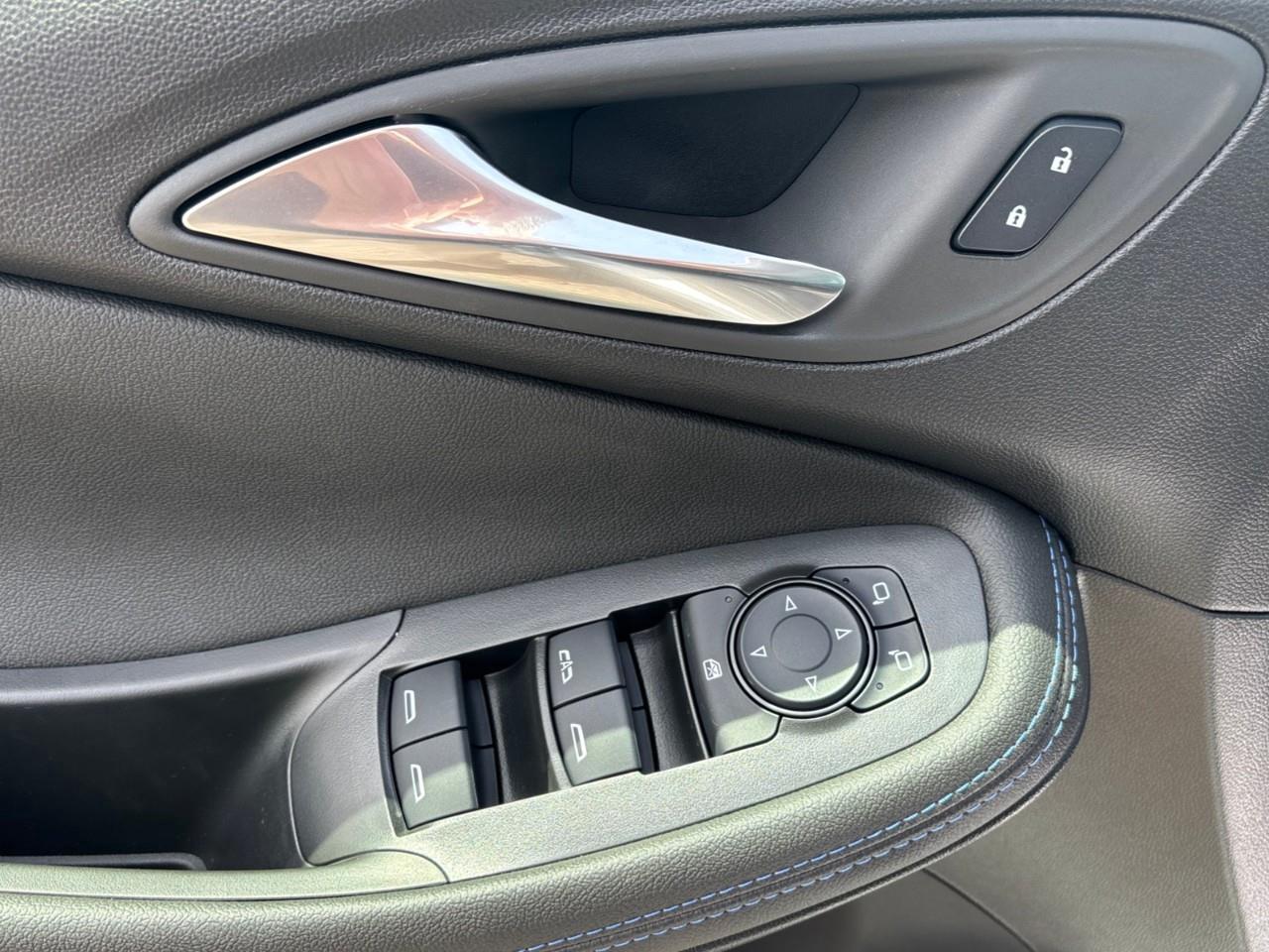 2026 Buick Encore GX Sport Touring Photo