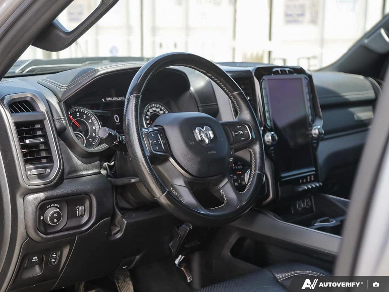 2022 RAM 1500 Sport NAV | 9 SPEAKER ALPINE PREMIUM STEREO Photo