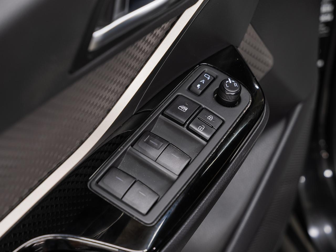 2022 Toyota C-HR LIMITED | Leather | ACC | Heated Seats | CarPlay