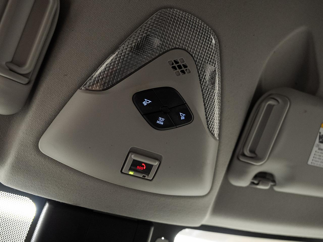 2022 Toyota C-HR LIMITED | Leather | ACC | Heated Seats | CarPlay