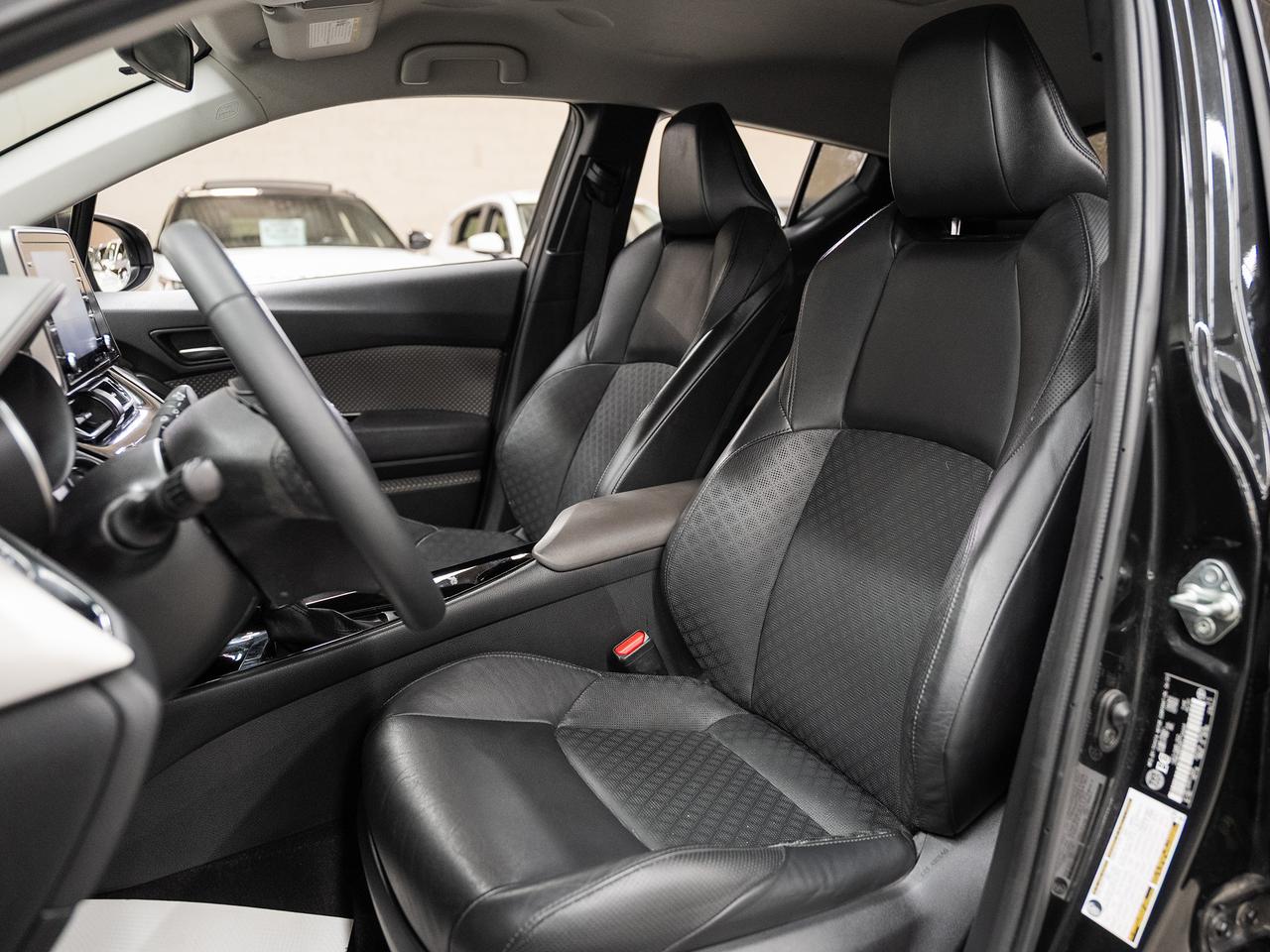 2022 Toyota C-HR LIMITED | Leather | ACC | Heated Seats | CarPlay