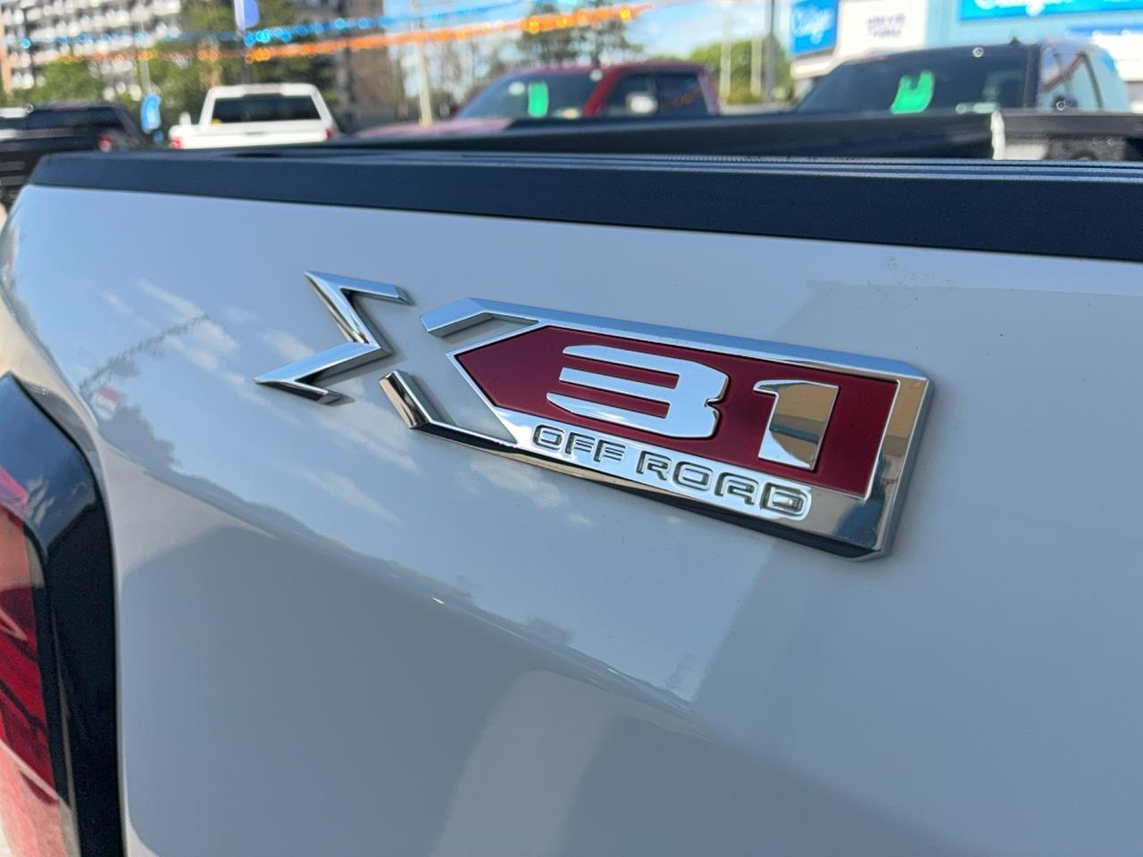 2025 GMC Sierra 1500 Elevation X31 4WD CrewCab 5.3L8cylGas 6'7"Box Photo