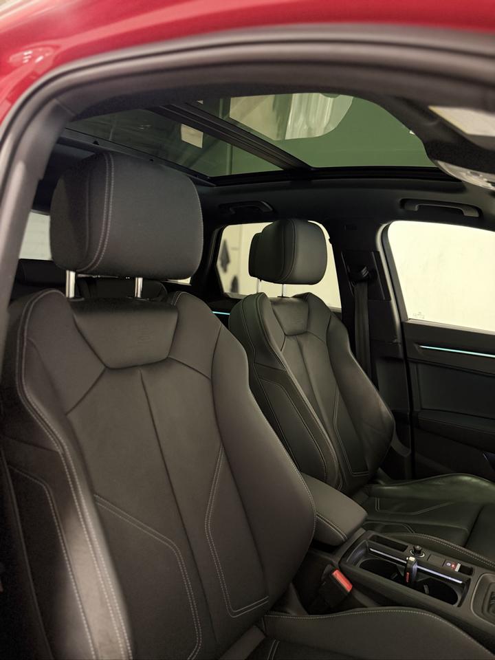 2022 Audi Q3 Progressiv | S LINE | LOW KM | Photo