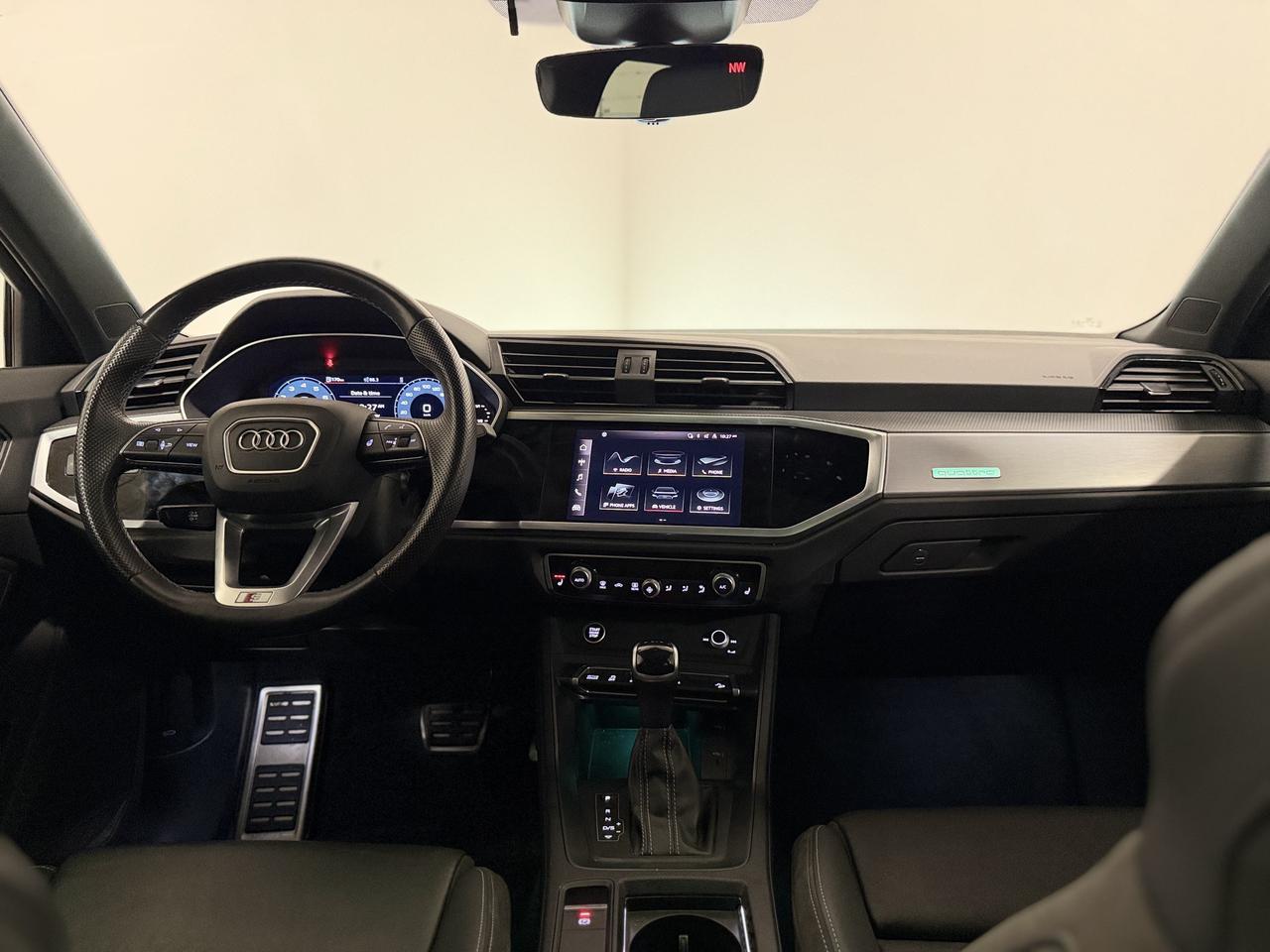 2022 Audi Q3 Progressiv | S LINE | LOW KM | Photo