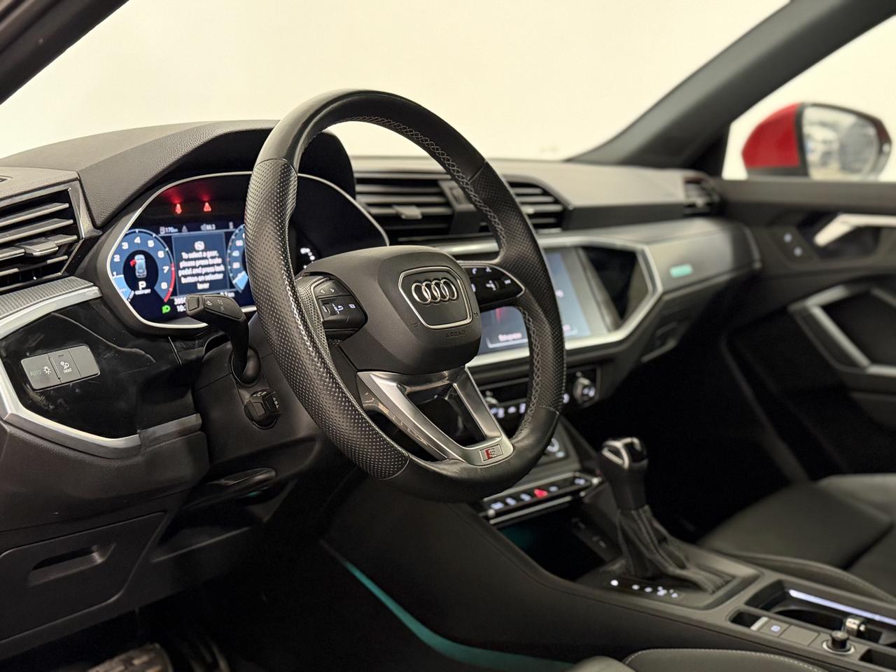 2022 Audi Q3 Progressiv | S LINE | LOW KM | Photo