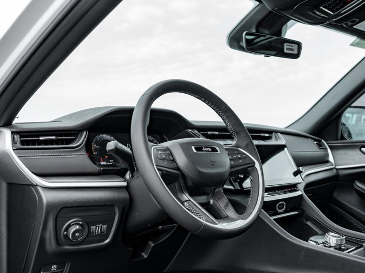 2026 Jeep Grand Cherokee Limited Photo