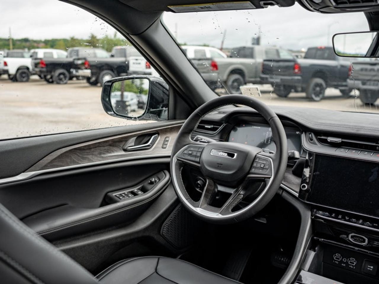 2026 Jeep Grand Cherokee Limited Photo